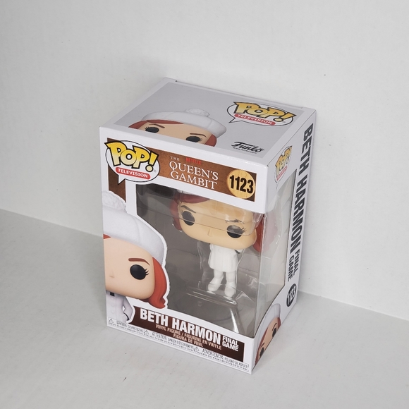 Funko Pop! TV: Queens Gambit - Beth (Finale) new box collectors - Picture 8 of 9